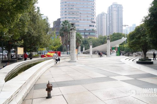 贵阳大十字广场