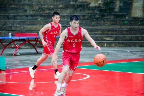 榕江乐里镇“体彩杯”篮球联赛