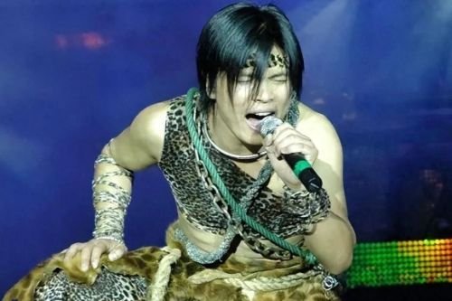 走出贵州“花灯之乡”思南的土家歌王 野马