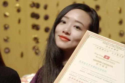 带着爸妈一起跳舞的贵阳部落女神谌曦