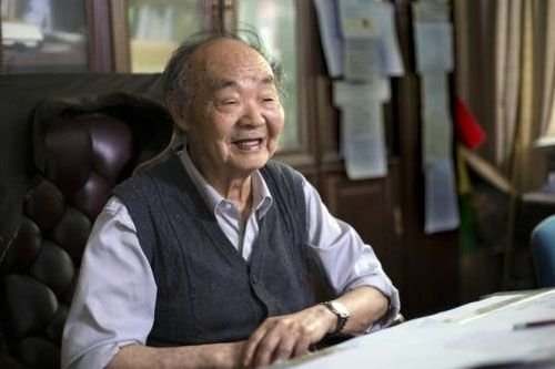 贵州科学珠峰：马克俭筑绿为家，周琦为祖国开矿