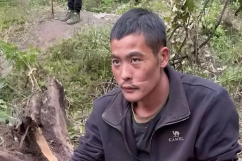 荒野求生者“刀疤哥”杨小勇：从工地油漆工到山林生存强者