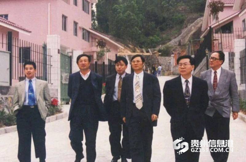 贵州镇宁任正非