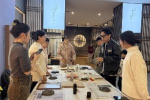 贵州省图书馆举办“元启新章·宋韵雅集” 读者体验宋韵雅生活